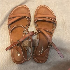 Women's Tan Sandals